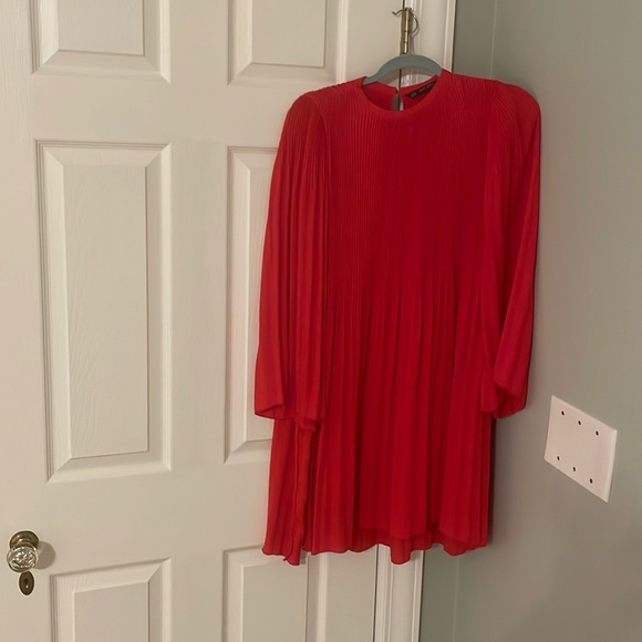 Zara accordion pleat swing dress, like new! - Picture 1 of 4